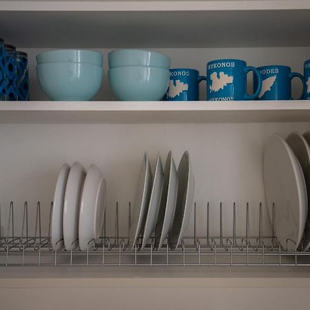פיראוס Max Blue Apartment, A Stay Like No Other מראה חיצוני תמונה