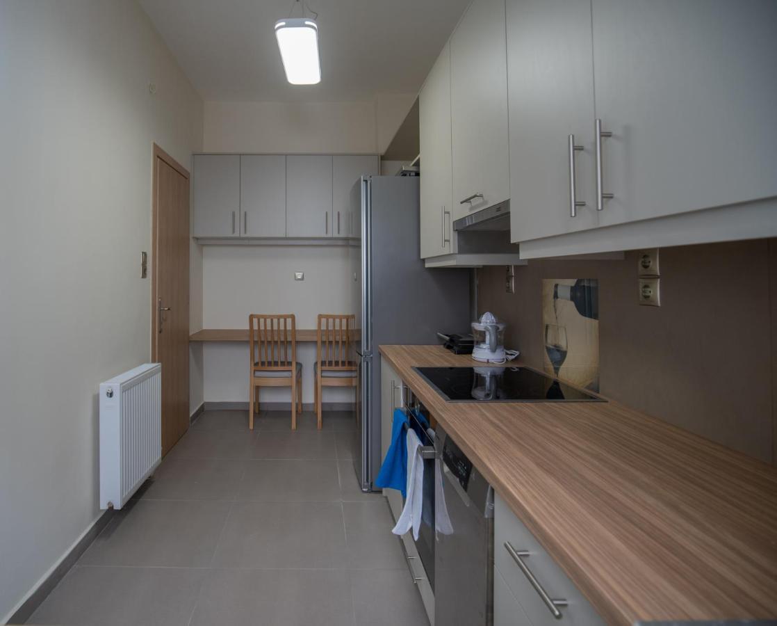 פיראוס Max Blue Apartment, A Stay Like No Other מראה חיצוני תמונה